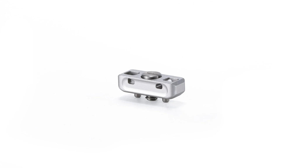 Tilta Khronos Universal Accessory Mounting Adapter (1/4″-20)